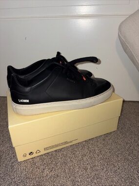 Axel Arigato size 7 Black Leather Low-Top clean 90 Sneakers with Off-White Sole